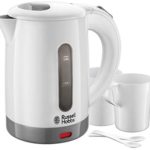 Russell Hobbs Bouilloire de Voyage 0,85L 1000W, 2 Tasses et Cuillères Incluses - 23840-70 Travel - Cuisine A Vivre Russell Hobbs Bouilloire de Voyage 0,85L 1000W, 2 Tasses et Cuillères Incluses - 23840-70 Travel